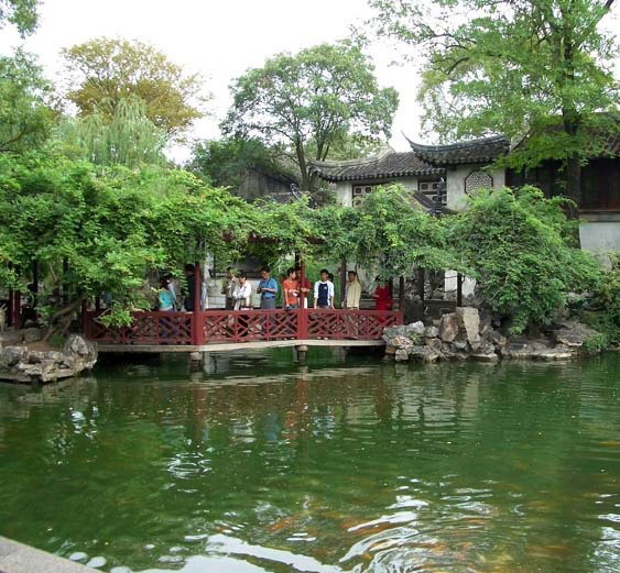 photo of the Lingering Garden13