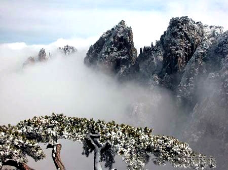 photo of Mount Huangshan