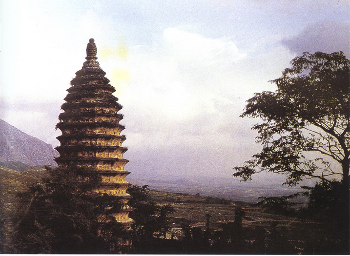 photo of Songyue Temple Tower1