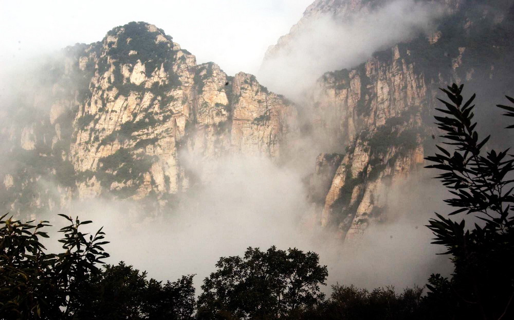 photo of Zhongyue Mountain Songshan Scenic Area3