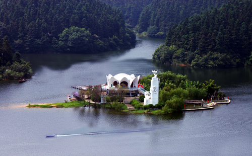 photo of Xiannu Lake Scenic Area12