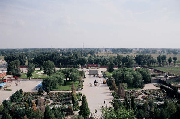 photo of Zhaojun's Tomb2