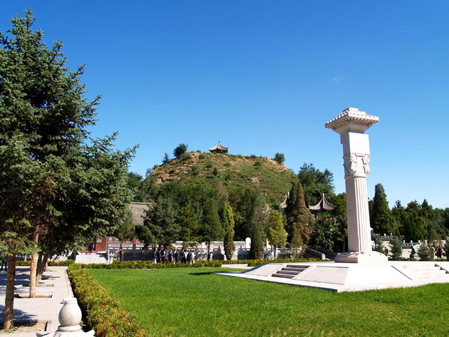 photo of Zhaojun's Tomb7