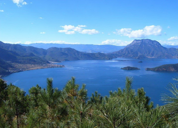 photo of Lugu Lake2