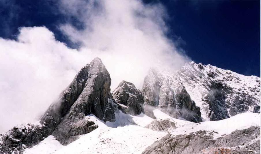 photo of Mountain Jade Dragon Snow-capped7