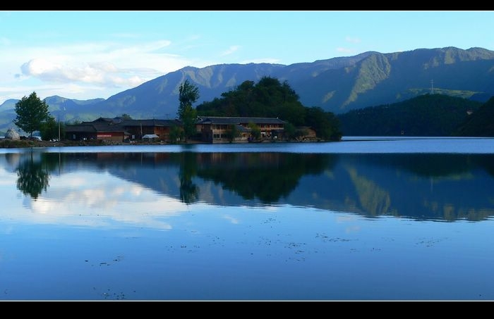 photo of Lugu Lake