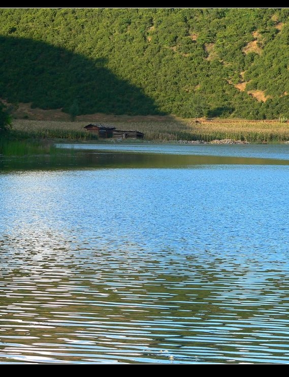 photo of Lugu Lake