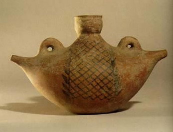 photo of Ship-shaped earthen pot