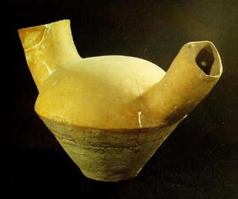 photo of Tortoise-shoped earthen pot