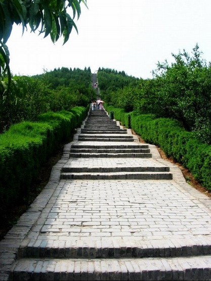 photo of Mausoleum of Emperor Qin Shihuang5