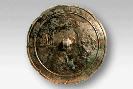 photo of Mirror with design of an immortal (Tang Dynasty)