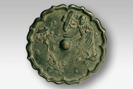 photo of Mirror with Pattern of Bohdiharma (Song Dynasty)