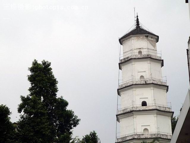 photo of White Pagoda and Black Pagoda3