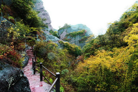 photo of Mountain Guanzhai Scenic Area7