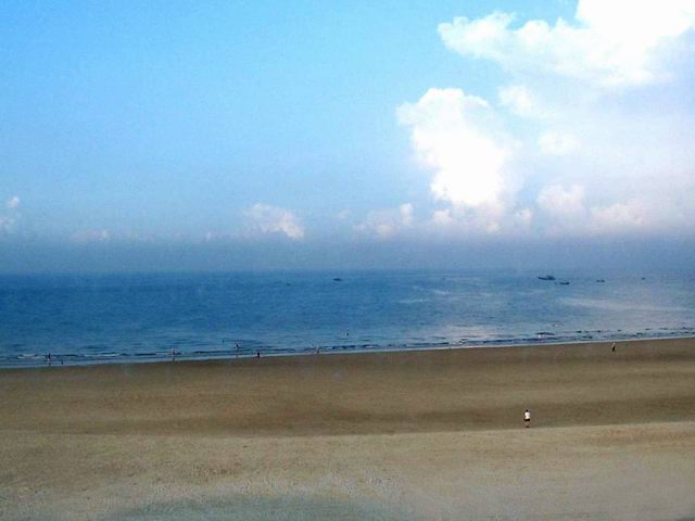 photo of Beihai Silvery Beach3