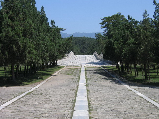 photo of the Western Qing Tombs1