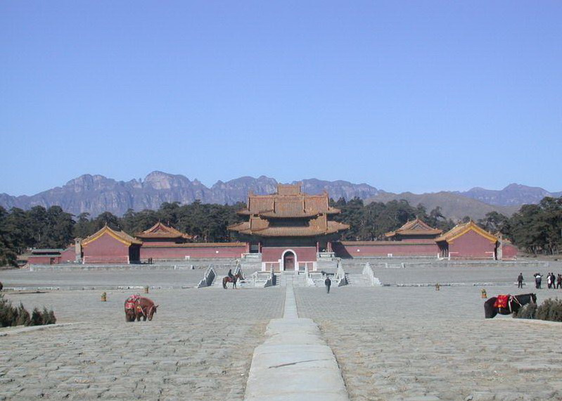 photo of the Western Qing Tombs7