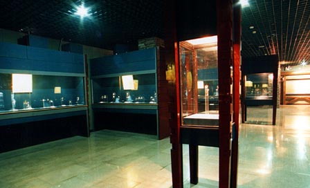 photo of The Exhibition Hall of Picking the Best from Treasures of the Guo State2