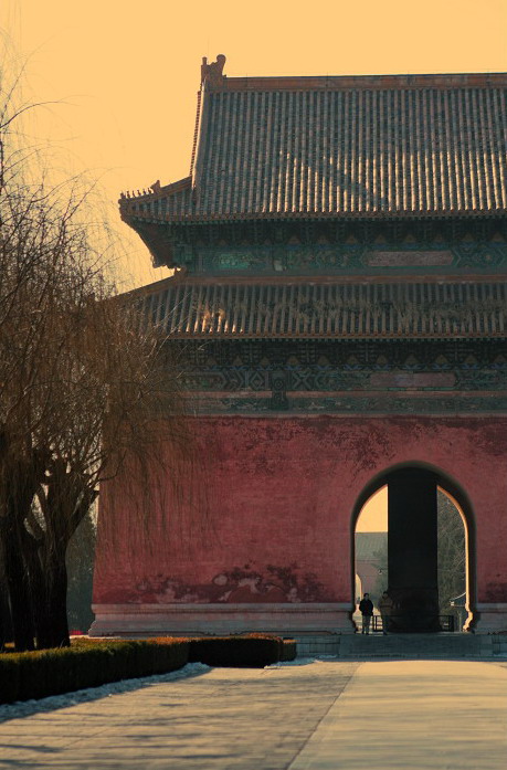 photo of Ming Tombs1