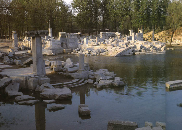 photo of Ruins of Winter Palace10