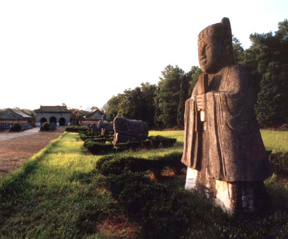 photo of the Jingjiang Mausoleum2