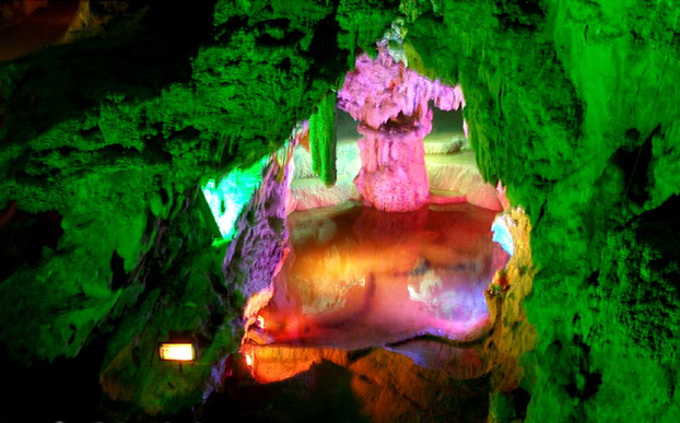 photo of the Silver Cave6