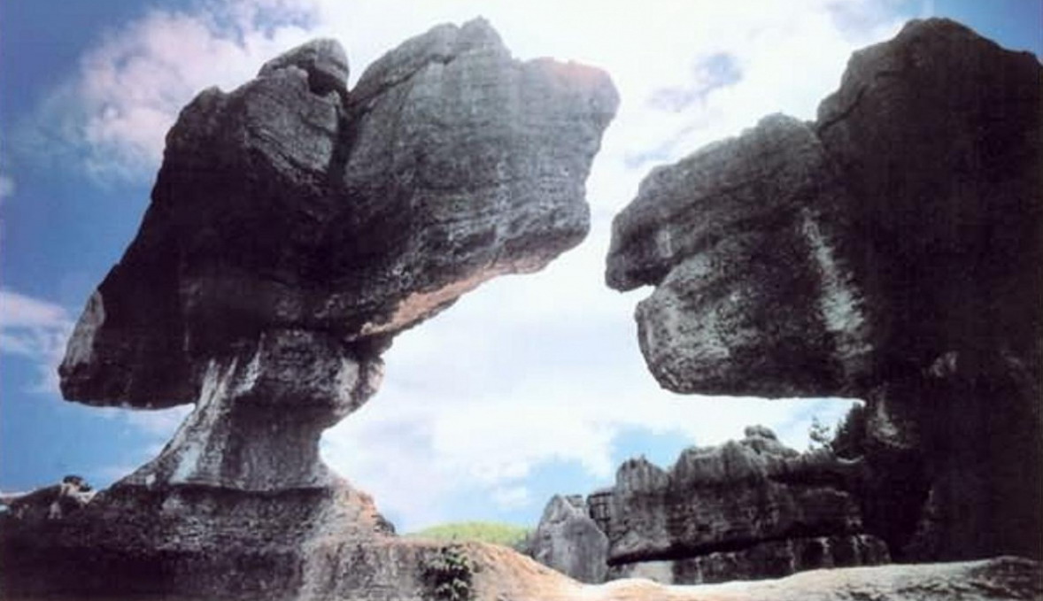 photo of Wansheng Stone Forest10