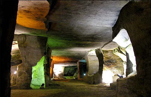 photo of Huashan Mysterious Grottos18