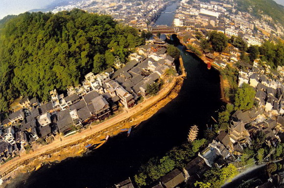 photo of Fenghuang Old Town3