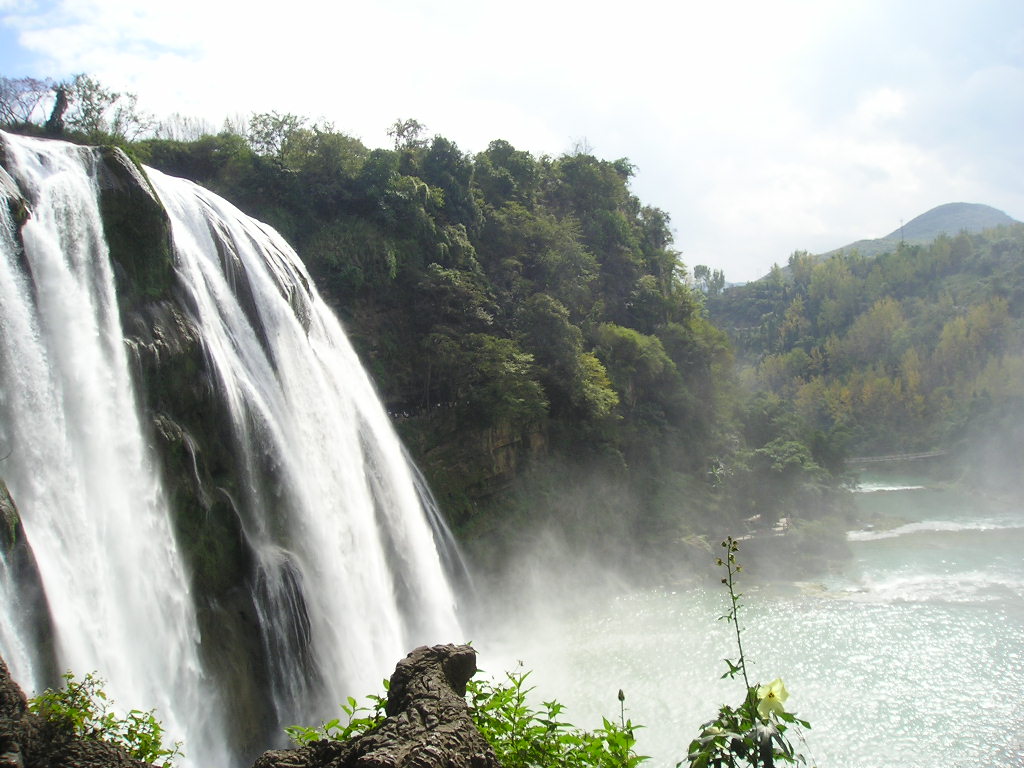 Huangguoshu Waterfall Resort8