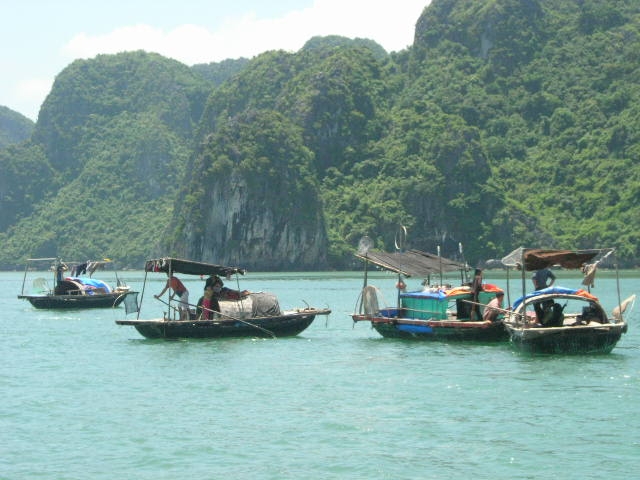 photo of Travel to Halong Bay in Vietnam