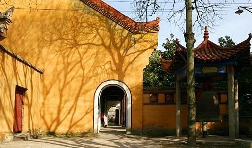 Baotong Zenist Temple7