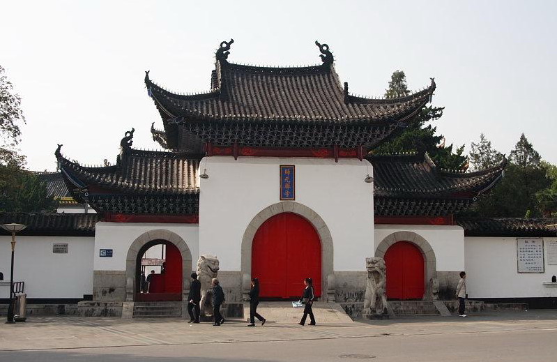 Guiyuan Temple1