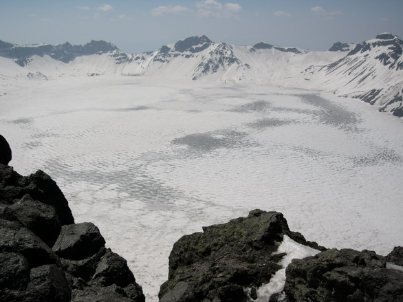 Mountain Changbai Sky Pond12