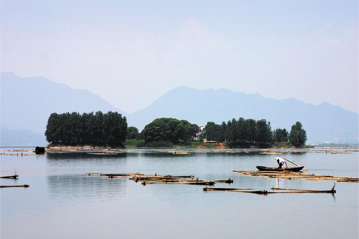 Xiannu Lake Scenic Area11