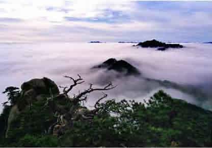 Mountain Qianshan Scenic Area in Anshan City2