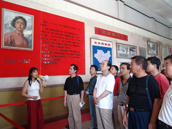 Liu Hulan Memorial4