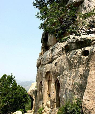 Longshan Grotto8