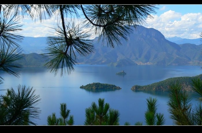 photo of Lugu Lake 