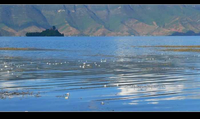 photo of Lugu Lake