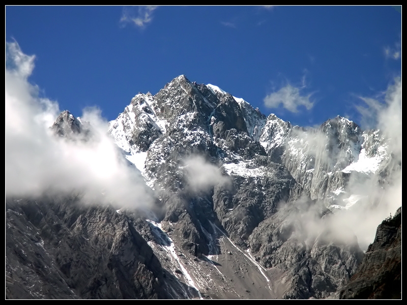 photo of Mountain Jade Dragon Snow-capped