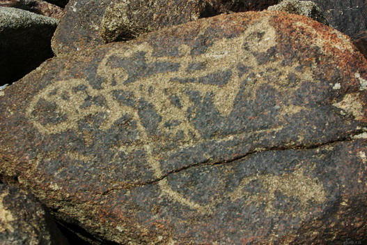 photo of Mountain Helan Rock Art12