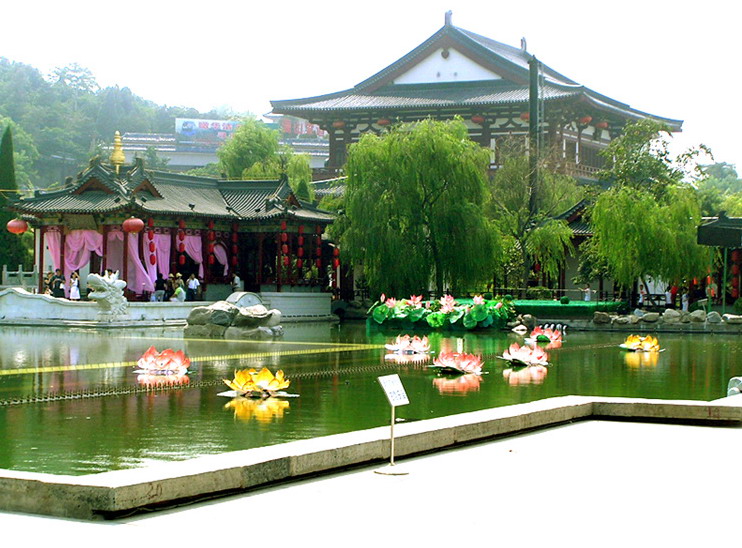 photo of Huaqing Hot Springs