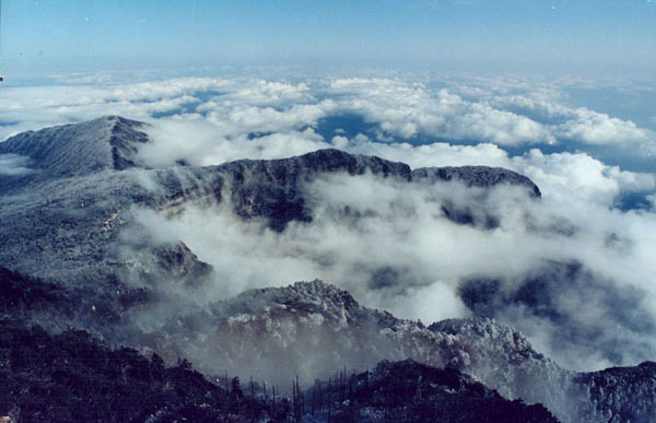 Mountain Emei1