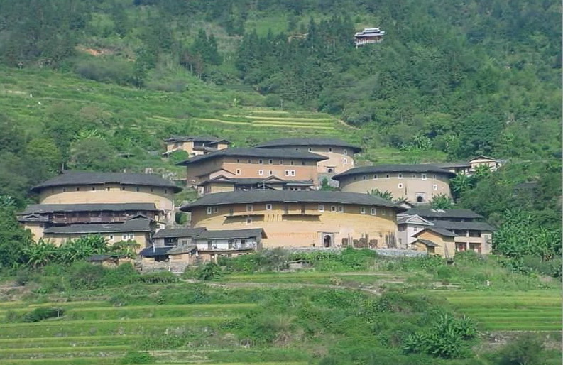 photo of Yongding Hakka Earth Buildings2