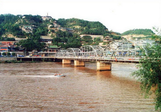 photo of Yellow River Iron Bridge2