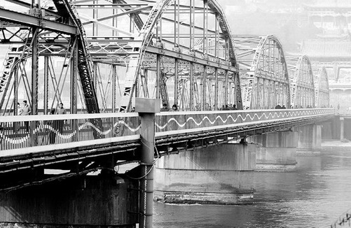 photo of Yellow River Iron Bridge10