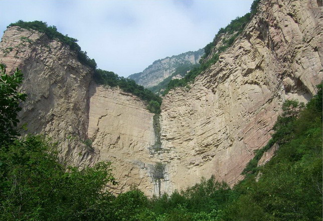 Mountain Zhangshiyan Scenic Area3