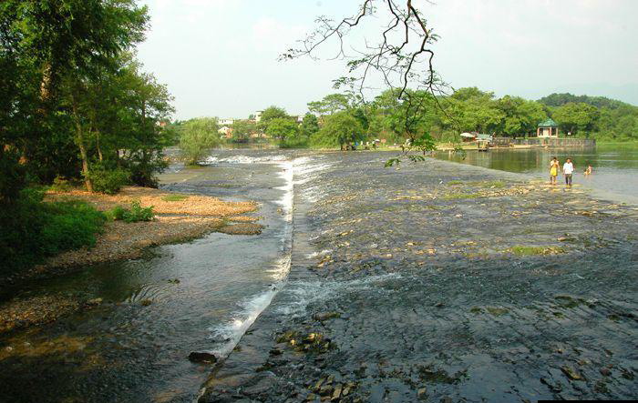 Lingqu Trench2