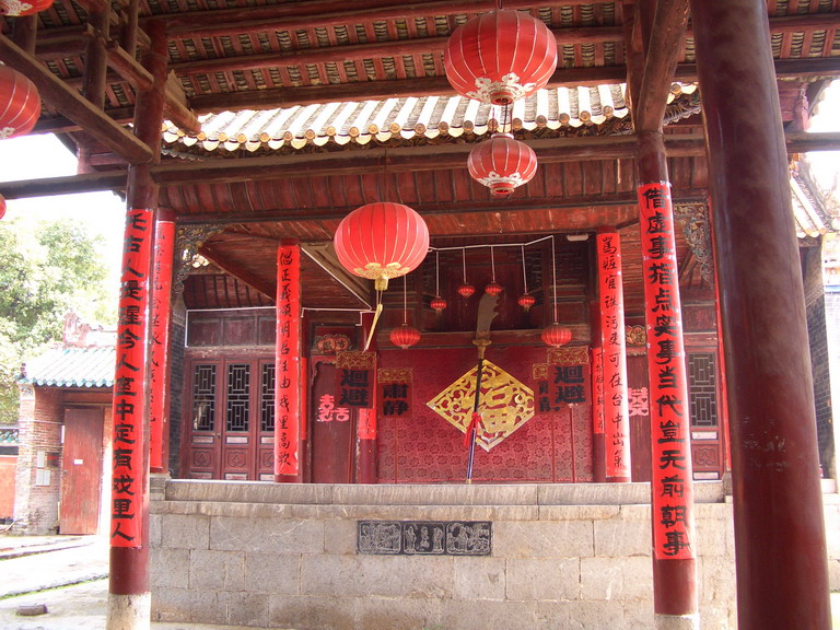 Gongcheng County Wu Temple2